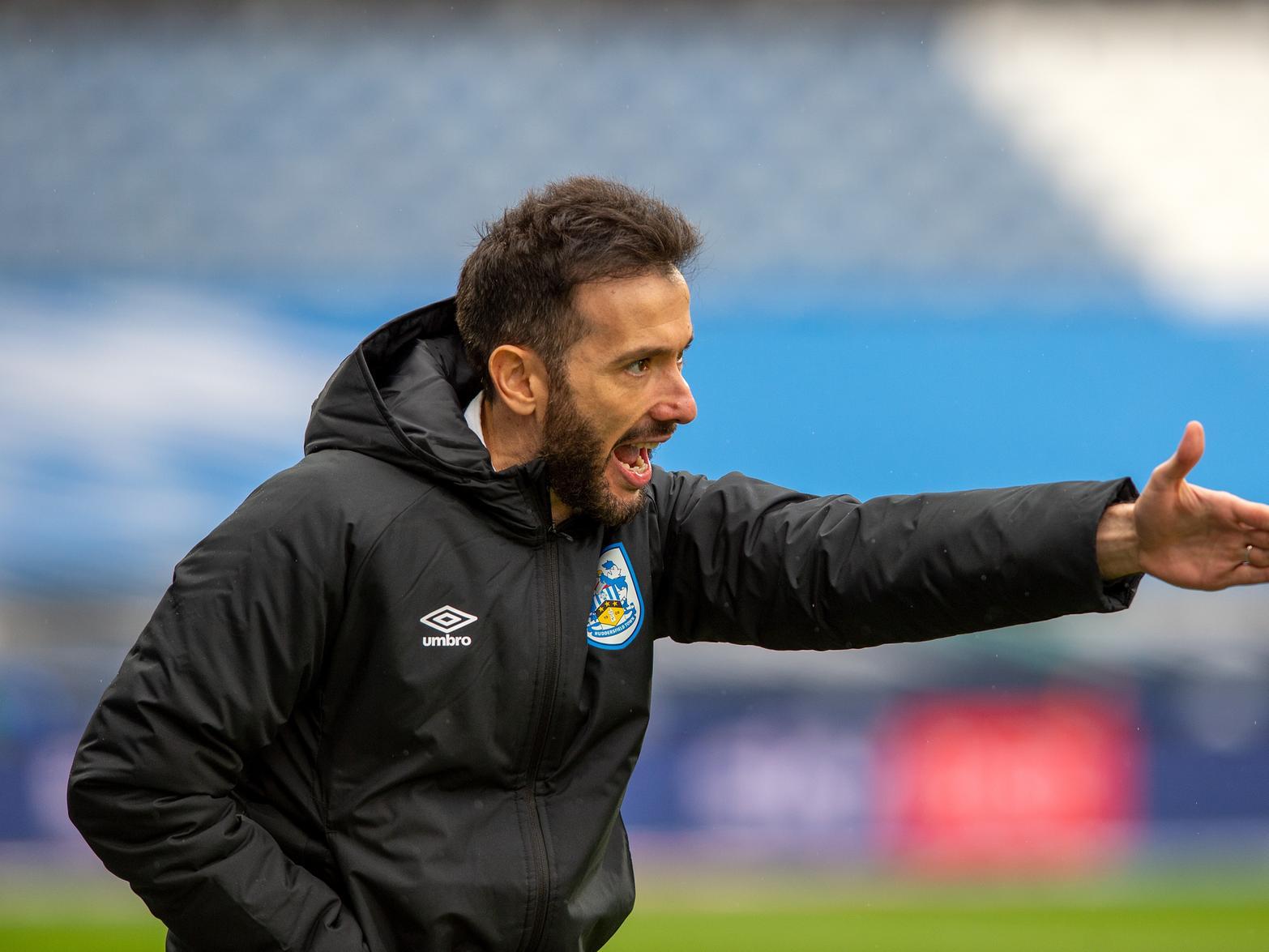 Huddersfield Town manager Carlos Corberan has no complaints over draw with Luton Town Huddersfield Town manager Carlos Corberan has no complaints over draw with Luton Town