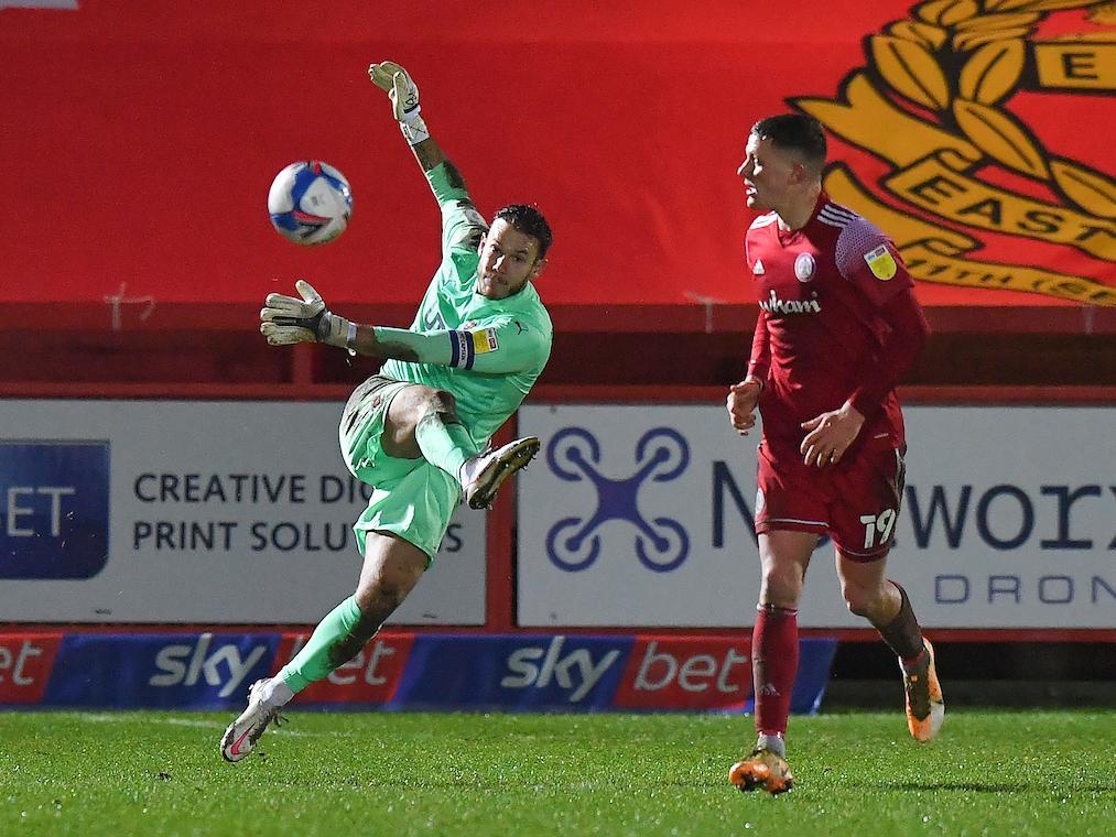 Blackpool goalkeeper named in League One team of the week alongside Plymouth, Lincoln City and Doncaster Rovers men Blackpool goalkeeper named in League One team of the week alongside Plymouth, Lincoln City and Doncaster Rovers men