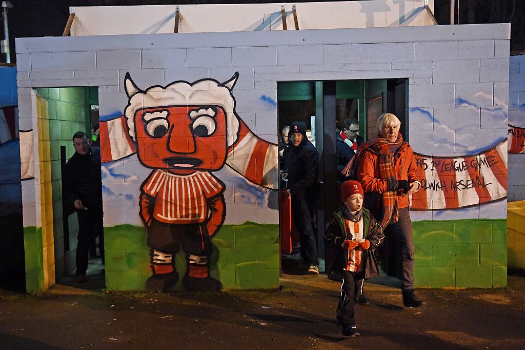 From goodwill gestures to NHS donations: How Sunderland's League One rivals have dealt with season card refunds From goodwill gestures to NHS donations: How Sunderland's League One rivals have dealt with season card refunds