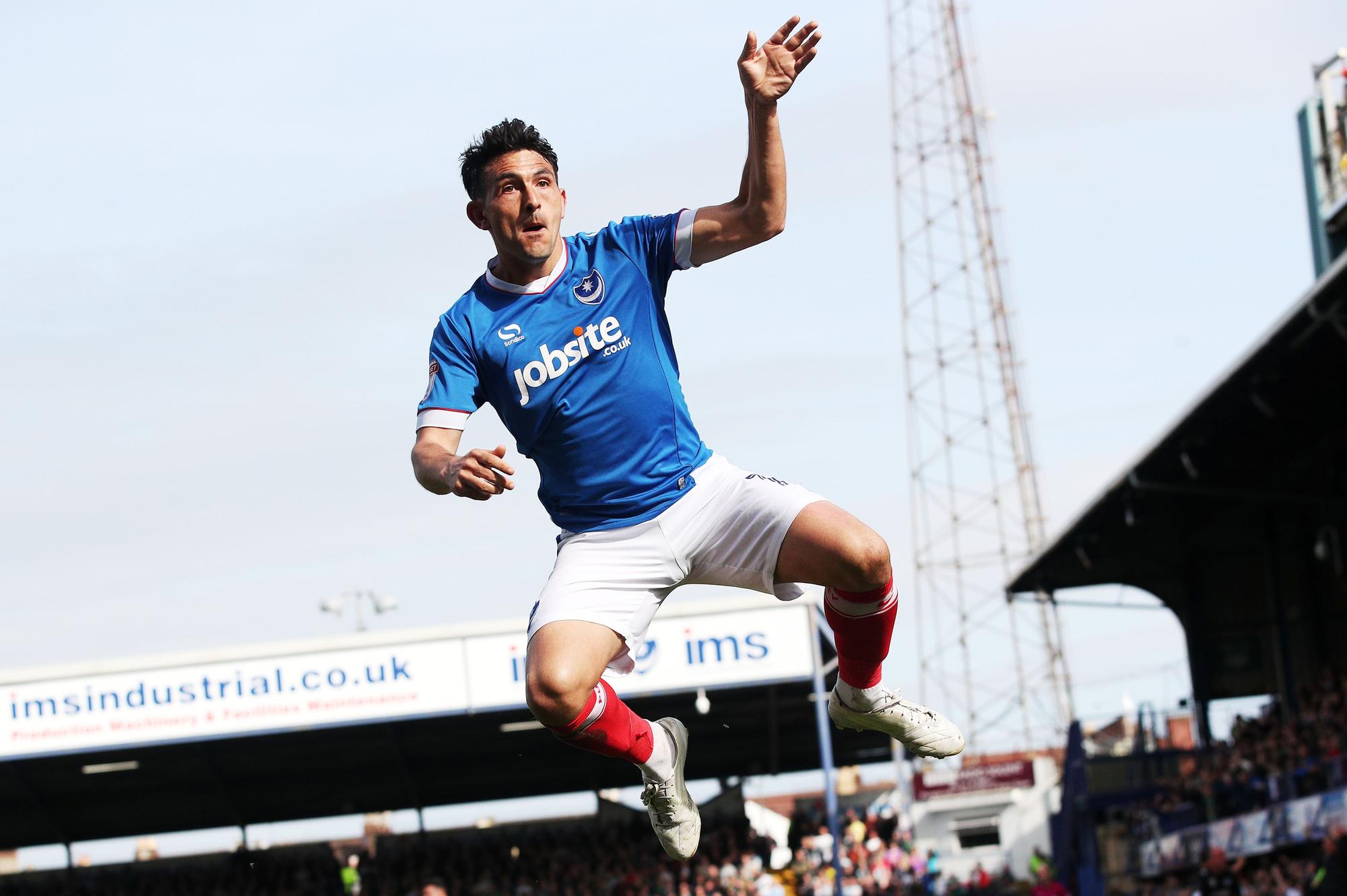 Ex-Portsmouth and Ipswich favourite makes surprise move to League One promotion rivals Ex-Portsmouth and Ipswich favourite makes surprise move to League One promotion rivals