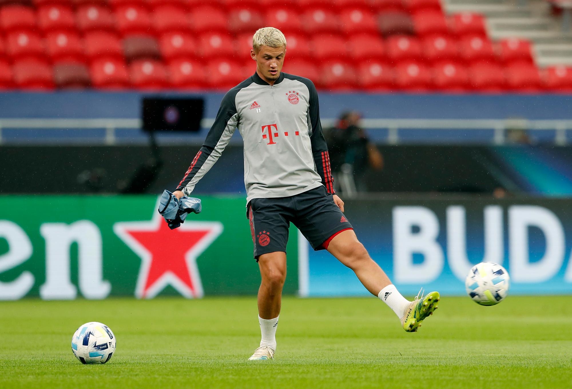 Leeds United transfer headlines: Celtic rival Whites for Tottenham man, midfielder deal 'imminent', Dan James and Rihan Brewster latest Leeds United transfer headlines: Celtic rival Whites for Tottenham man, midfielder deal 'imminent', Dan James and Rihan Brewster latest
